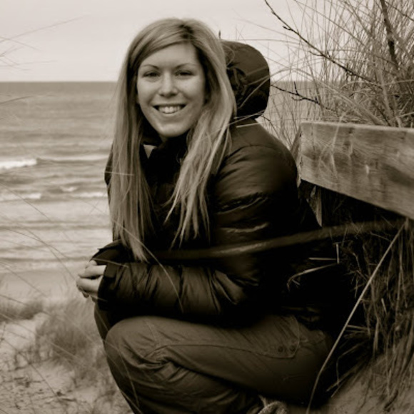 Meet your Posher, Stephanie - Picture 1 of 1